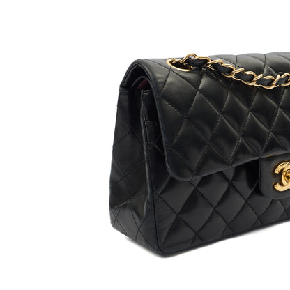 Chanel Cross Body Classic Double Flap - Medium in Black, Lambskin Leather — Alternate View 8