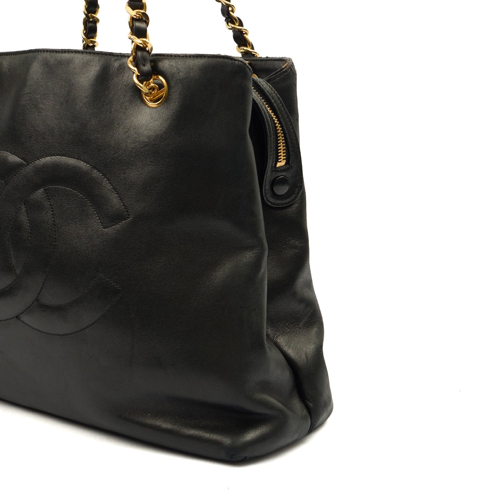 Chanel Tote Vintage Tote in Black, Lambskin Leather — Alternate View 7