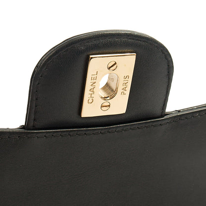Chanel Shoulder Bag Classic Double Flap - Medium in Black, Patent Leather — Alternate View 9