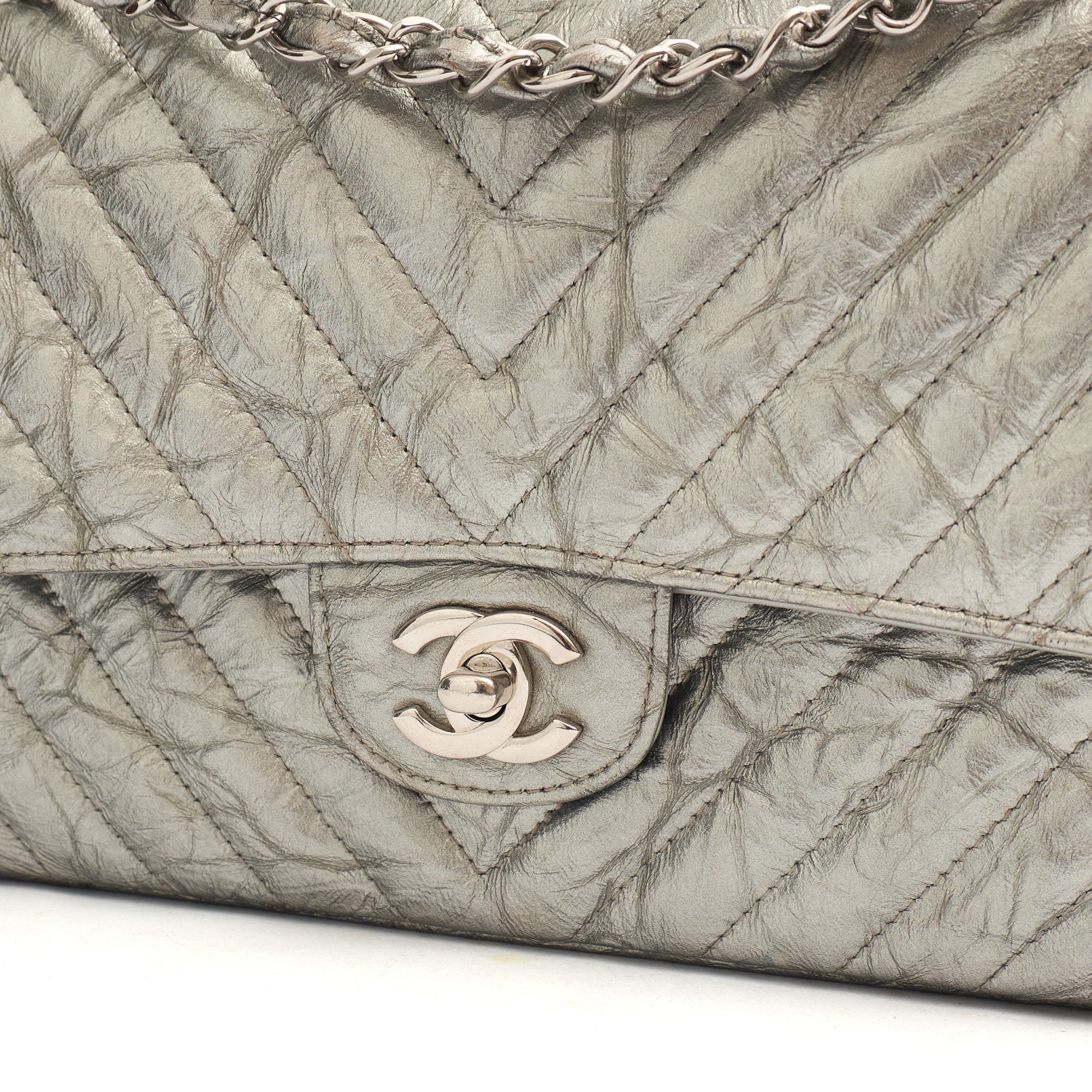 Chanel Shoulder Bag Classic Double Flap - Medium in Metallic, Patent Leather — Side View