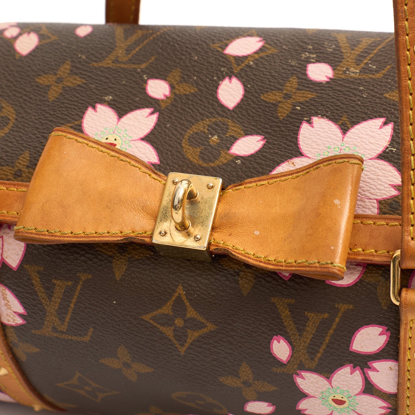 Louis Vuitton Shoulder Bag Papillon 30 in Monogram, Leather — Side View