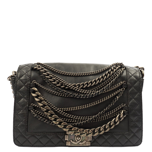 Chanel Shoulder Bag Boy - Medium in Black, Calfskin Leather — Front View