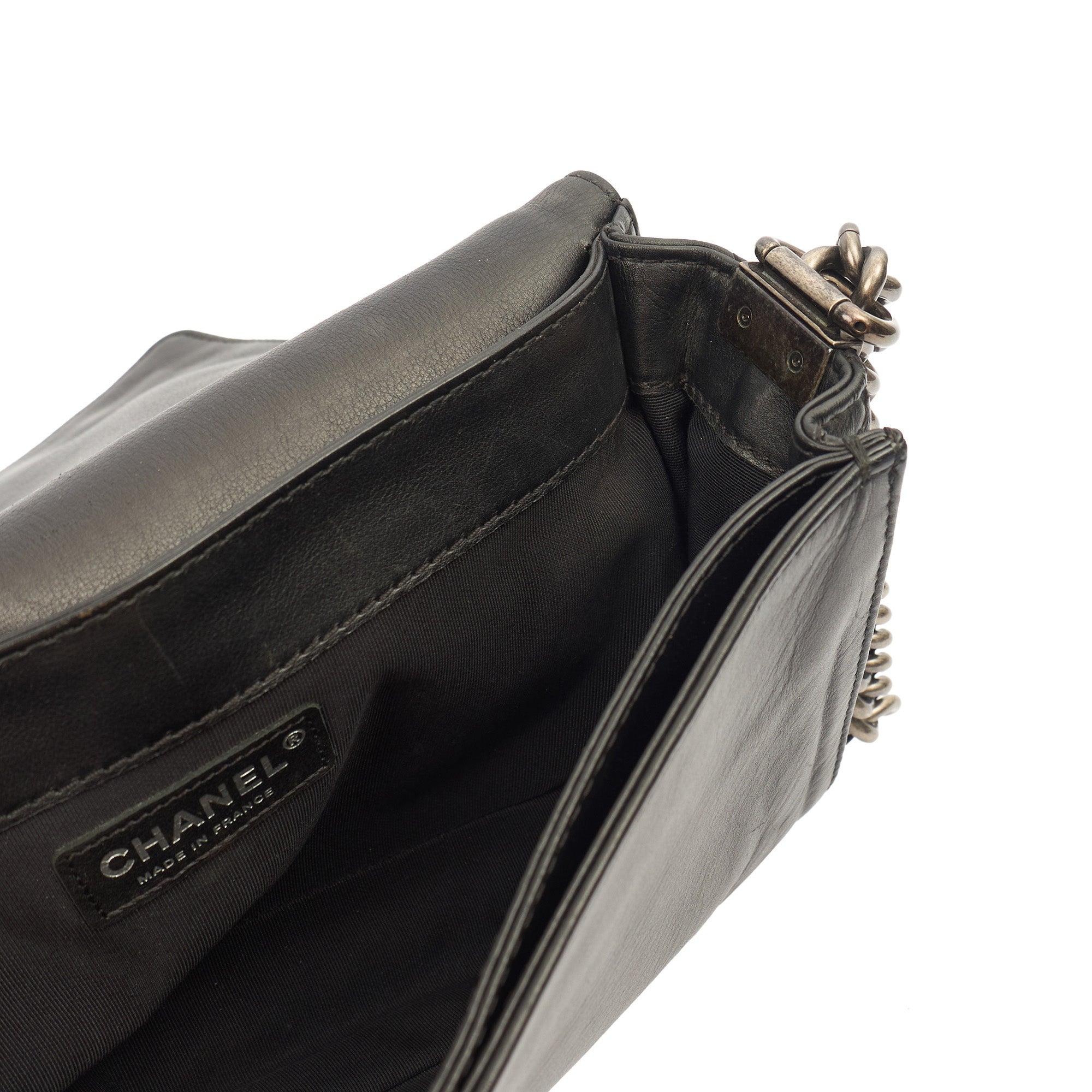 Chanel Shoulder Bag Boy - Medium in Black, Calfskin Leather — Alternate View 11