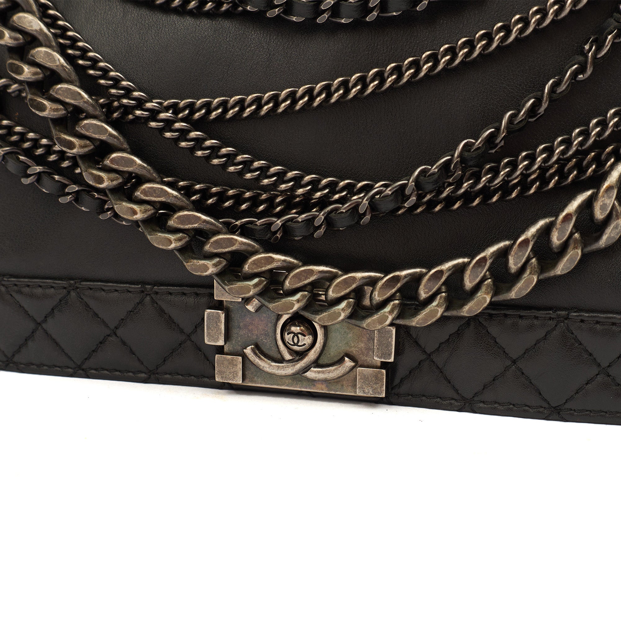 Chanel Shoulder Bag Boy - Medium in Black, Calfskin Leather — Alternate View 7