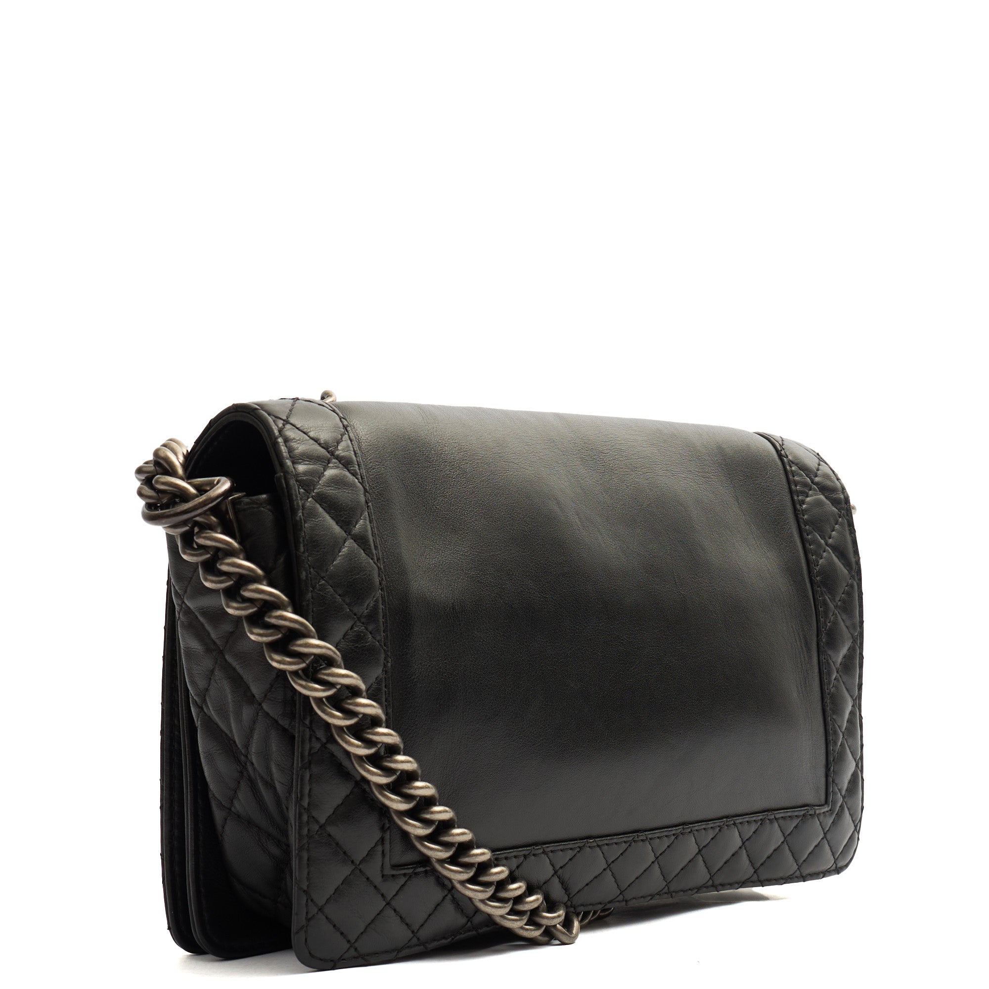 Chanel Shoulder Bag Boy - Medium in Black, Calfskin Leather — Top View