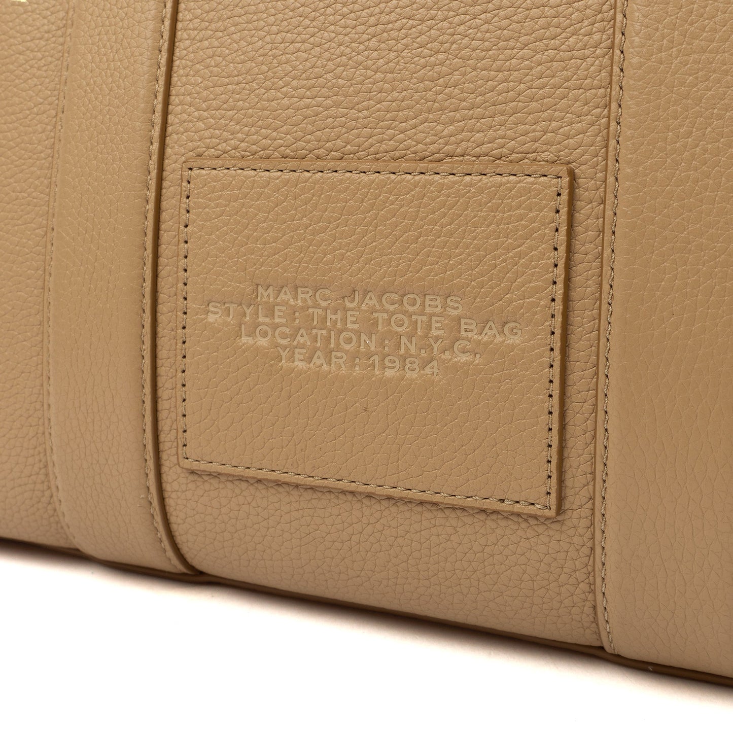 Marc Jacobs Tote The Tote Bag in camel, Leather — Alternate View 16