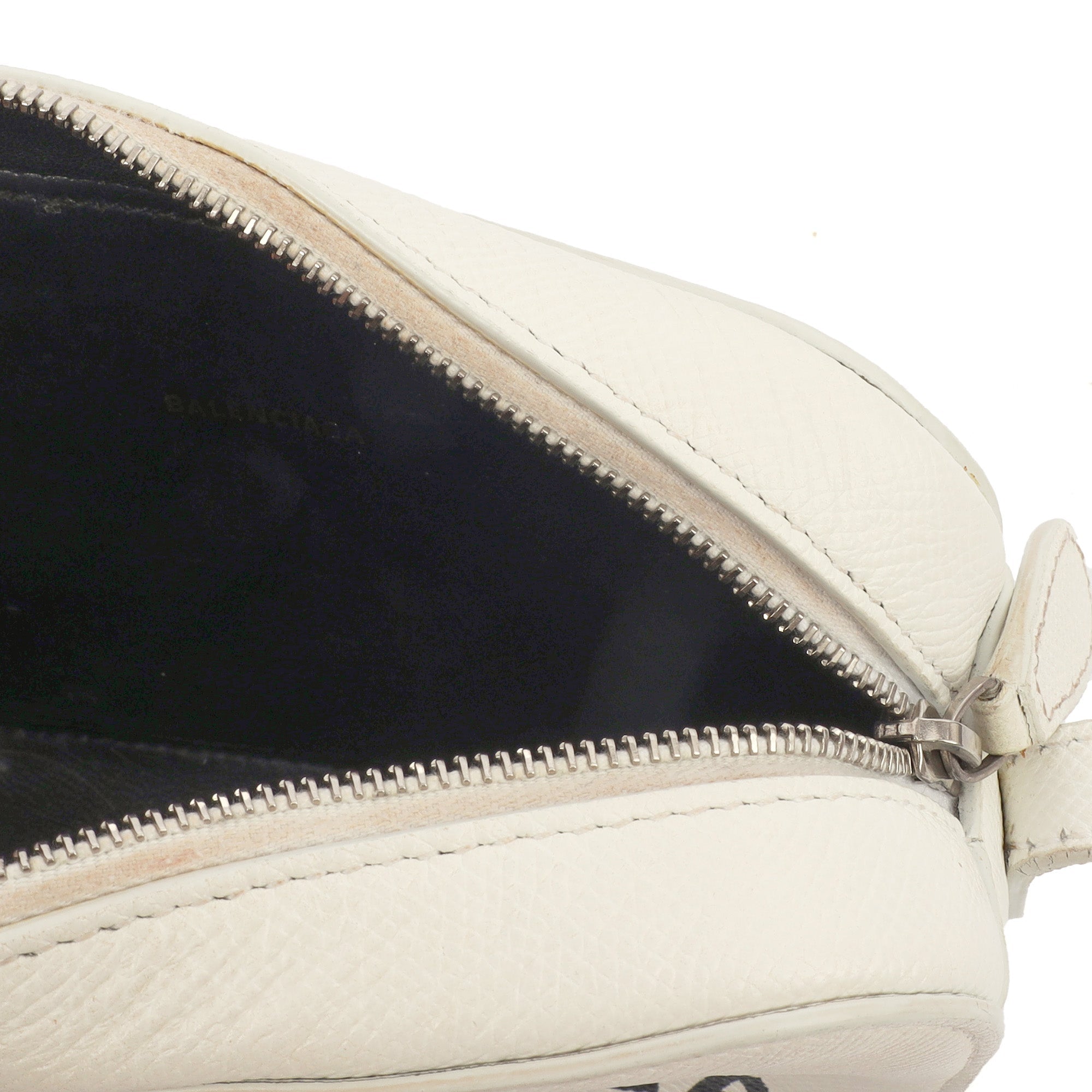 Balenciaga Cross Body Ville XS Camera Bag in White, Veau (Calfskin) — Detail View