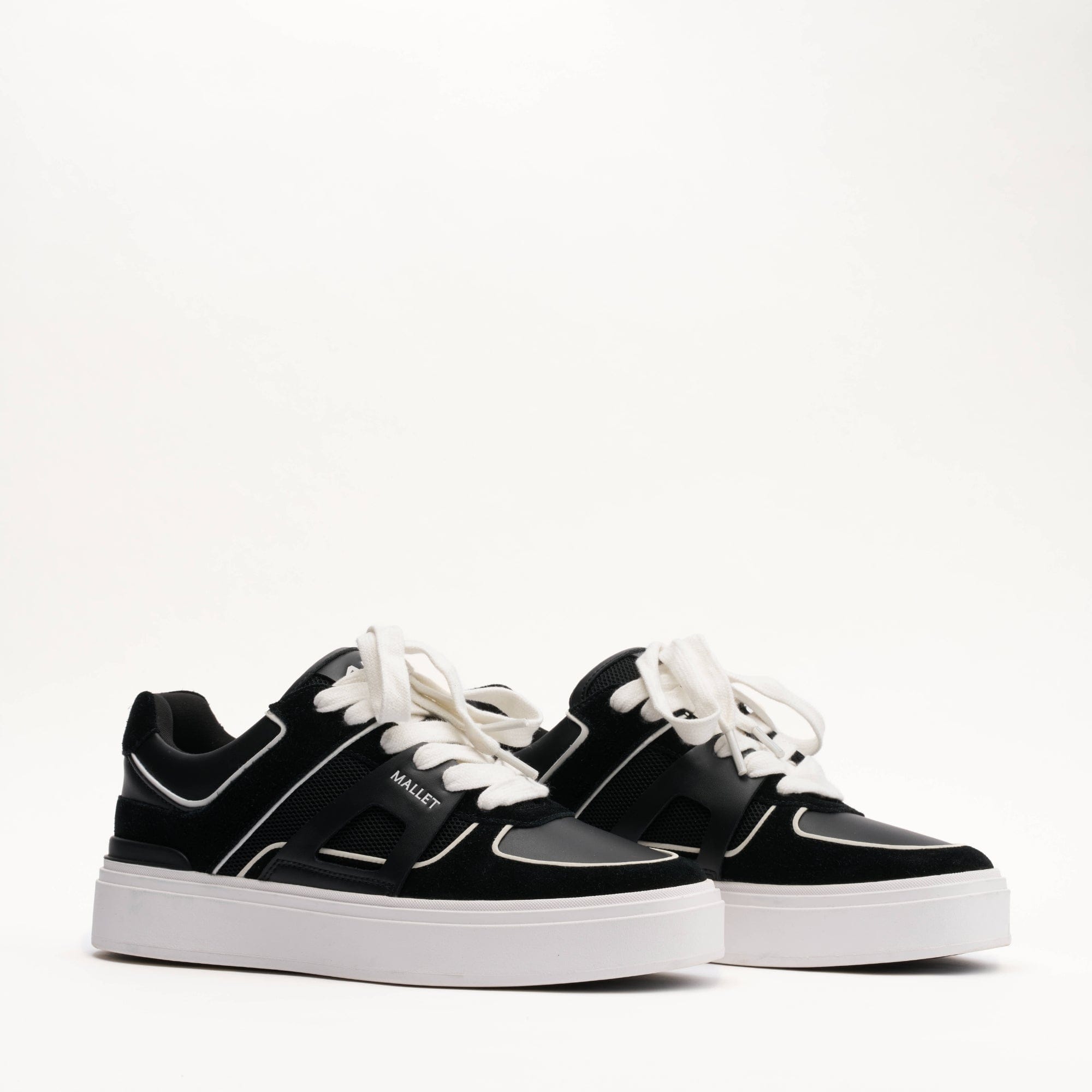 MALLET Fenchurch Men's Black White Leather Trainers — UK 05 — Size Black — Side View