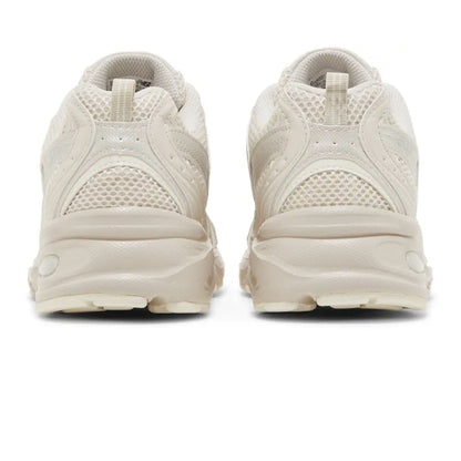 New Balance 530 'Moonbeam Sea Salt' — UK 3.5 | EU 36 | US 4 — Detail View
