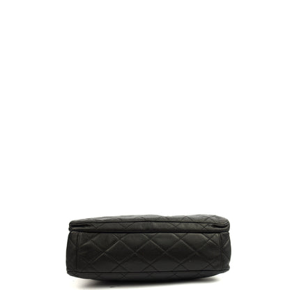Chanel Tote Vintage Tote in Black, Caviar Leather — Alternate View 13