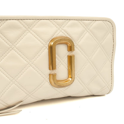 Marc Jacobs Cross Body Snapshot in Neutral, Leather — Detail View