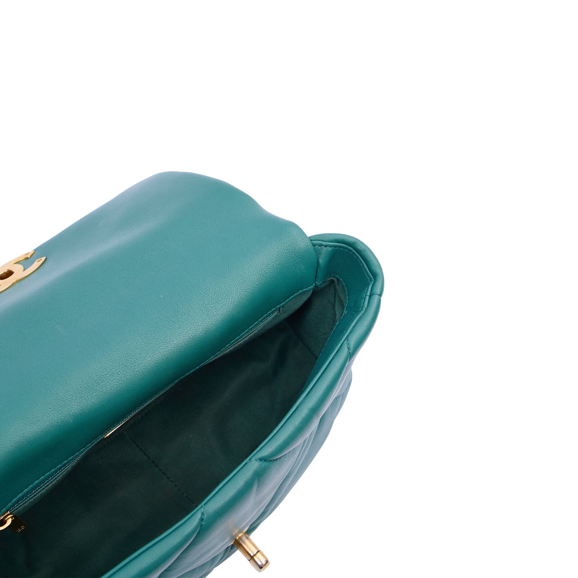 Chanel Cross Body Chanel 19 in Green, Calfskin Leather — Alternate View 8