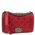 Chanel Shoulder Bag Boy - Medium in Red, Calfskin Leather — Front View