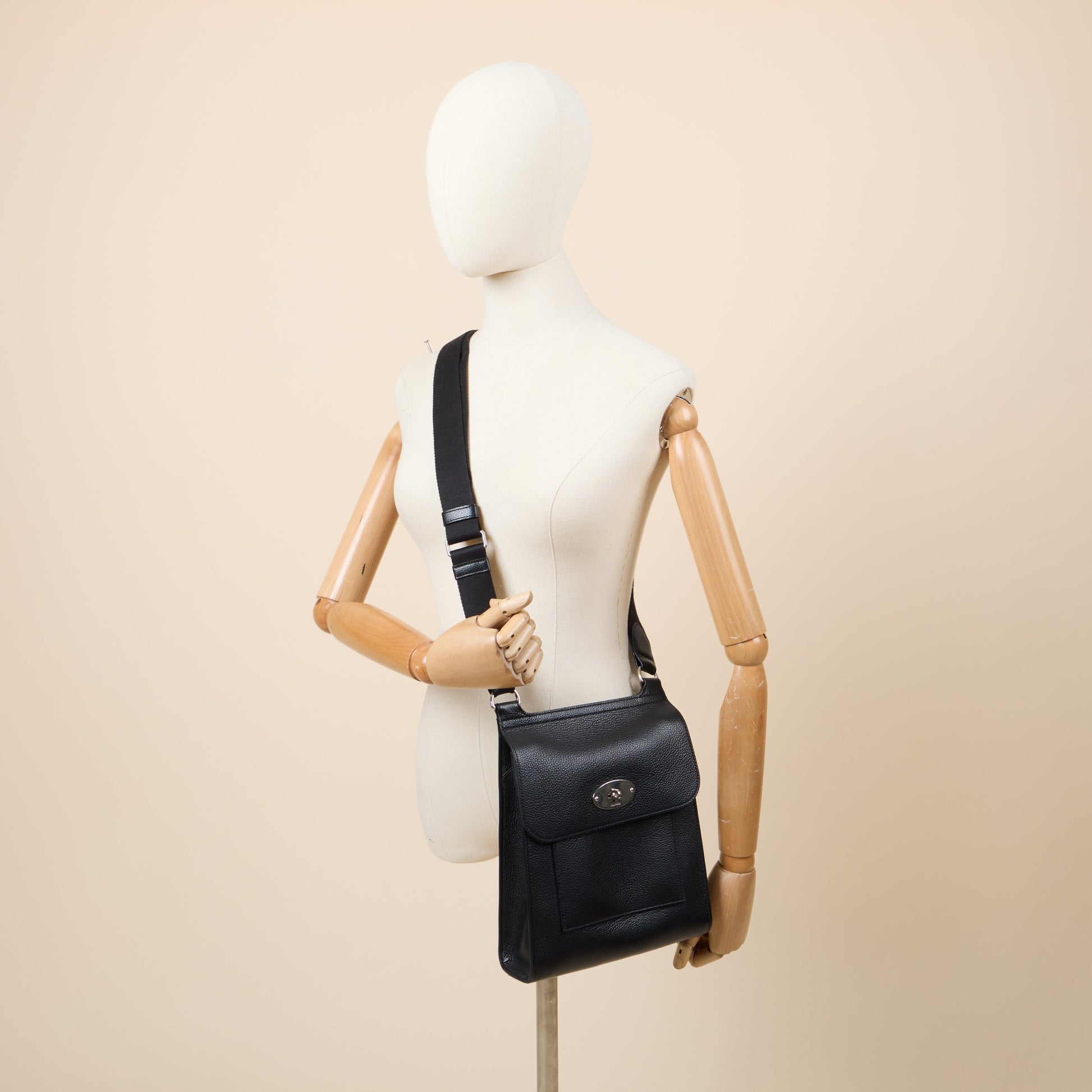 Mulberry Cross Body Antony in Black, Leather — Alternate View 9