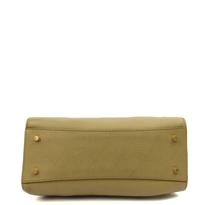 Mulberry Tote Iris - Large in Green and Oak, Calfskin Leather — Detail View