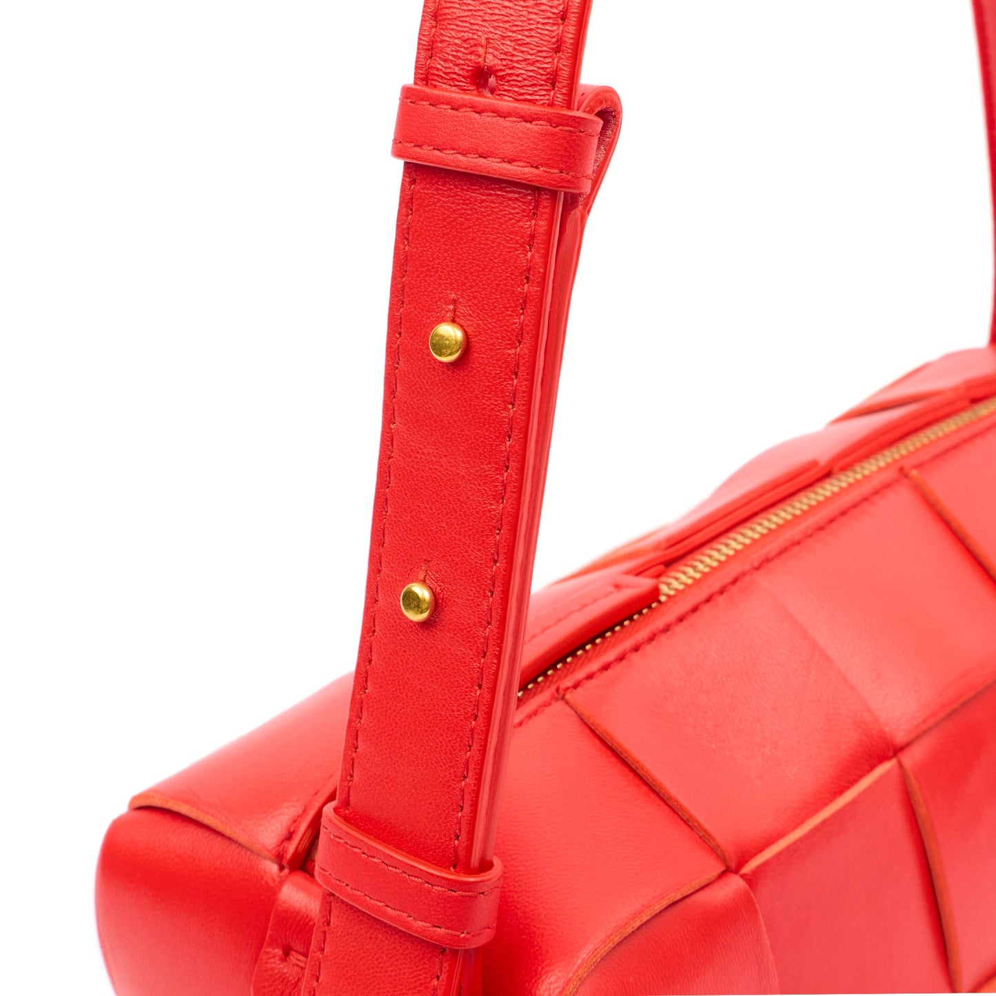 Bottega Veneta Shoulder Bag Brick in Red, Intrecciato Nappa — Alternate View 12