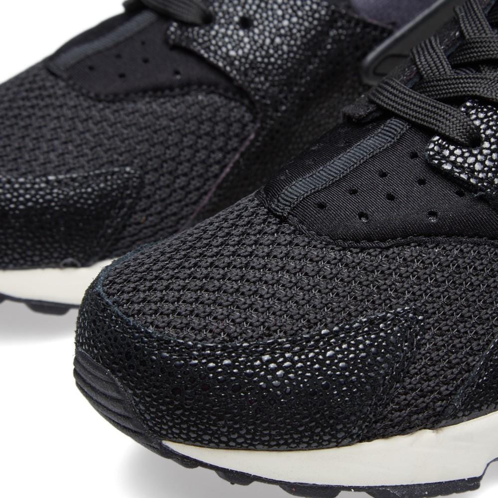 Nike Air Huarache PA 'Stingray' — UK 3 | EU 35.5 | US 3.5 — Lifestyle View