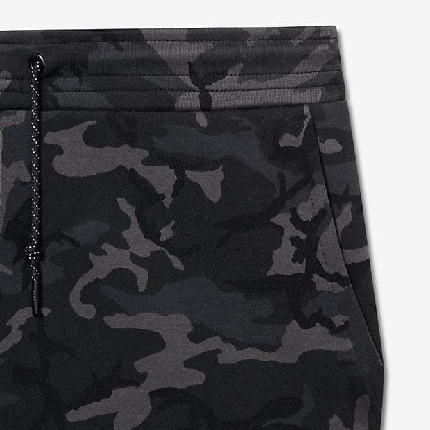 NIKE TECH FLEECE CAMO MEN'S TROUSERS - Medium Ash Black — XXS — Alternate View 7