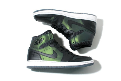 Nike SB Air Jordan 1 QS 'Iridescent Green-Black' — UK 3 | EU 35.5 | US 3.5 — Lifestyle View