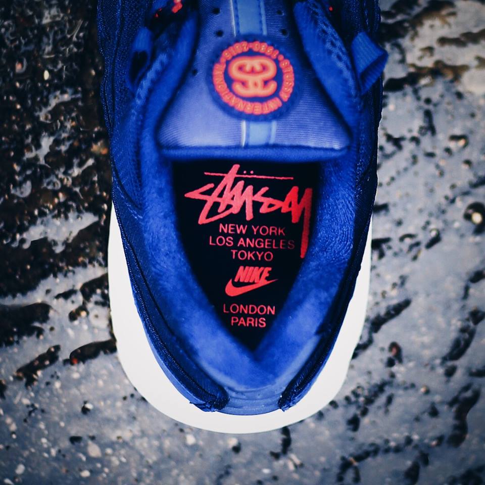 Stussy x Nike Air Max 95 Loyal Blue — UK 3 | EU 35.5 | US 3.5 — Top View