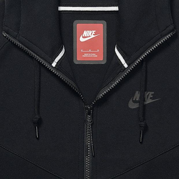 NIKE TECH FLEECE WINDRUNNER MEN'S HOODIE - Black — XXS — Lifestyle View