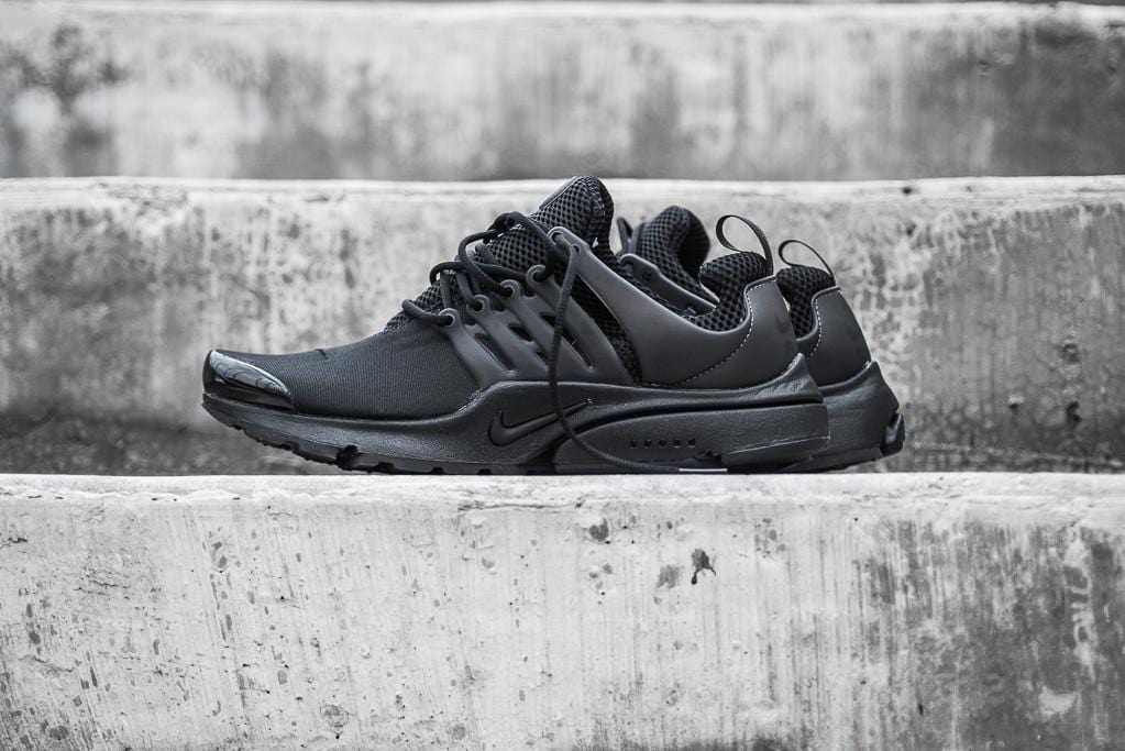 Nike Air Presto Triple Black Mesh — UK 3 | EU 35.5 | US 3.5 — Top View