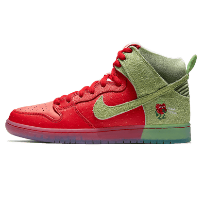 Nike Dunk High SB 'Strawberry Cough' — UK 3 | EU 35.5 | US 3.5 — Front View