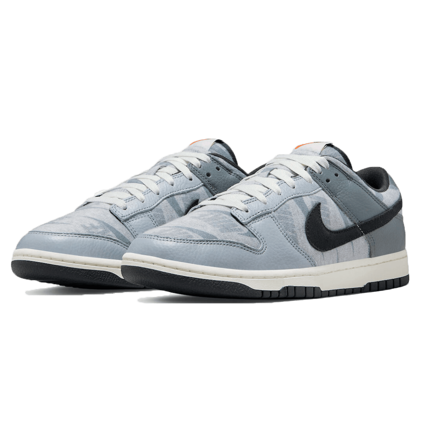Nike Dunk Low 'Copy Paste' — UK 3 | EU 35.5 | US 3.5 — Side View