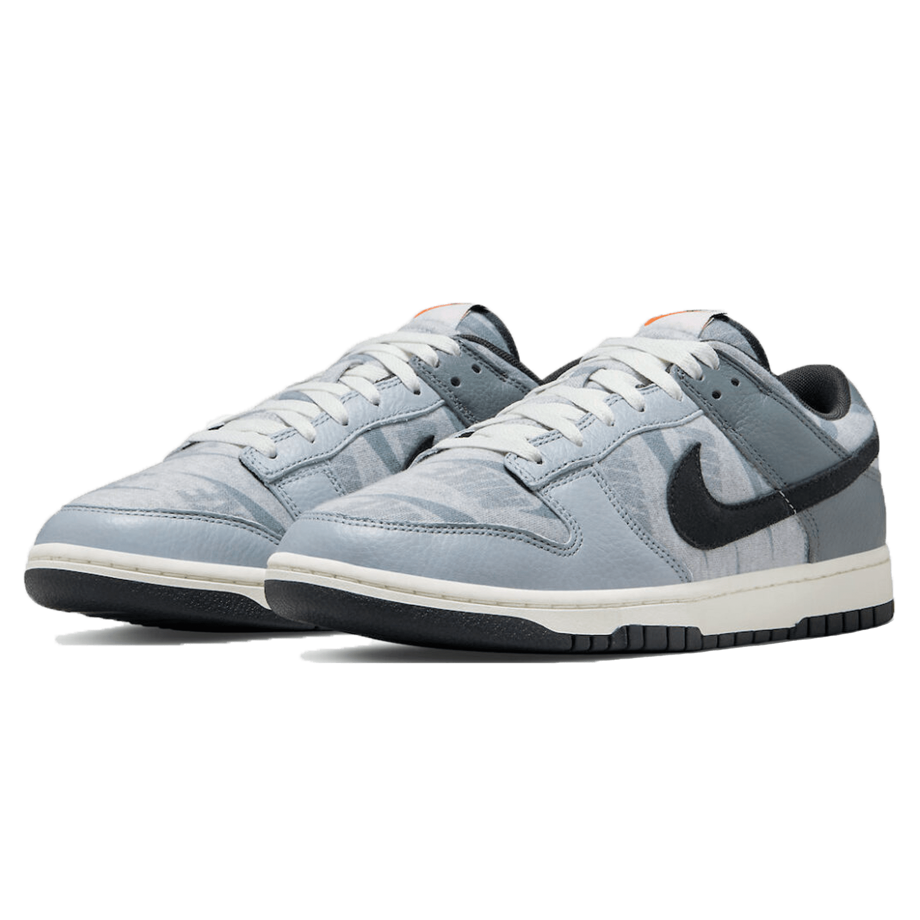 Nike Dunk Low 'Copy Paste' — UK 3 | EU 35.5 | US 3.5 — Side View