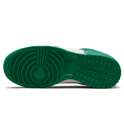 Nike Dunk Low Disrupt 2 Wmns 'Malachite' — UK 2.5 | EU 35.5 | US 5 — Top View