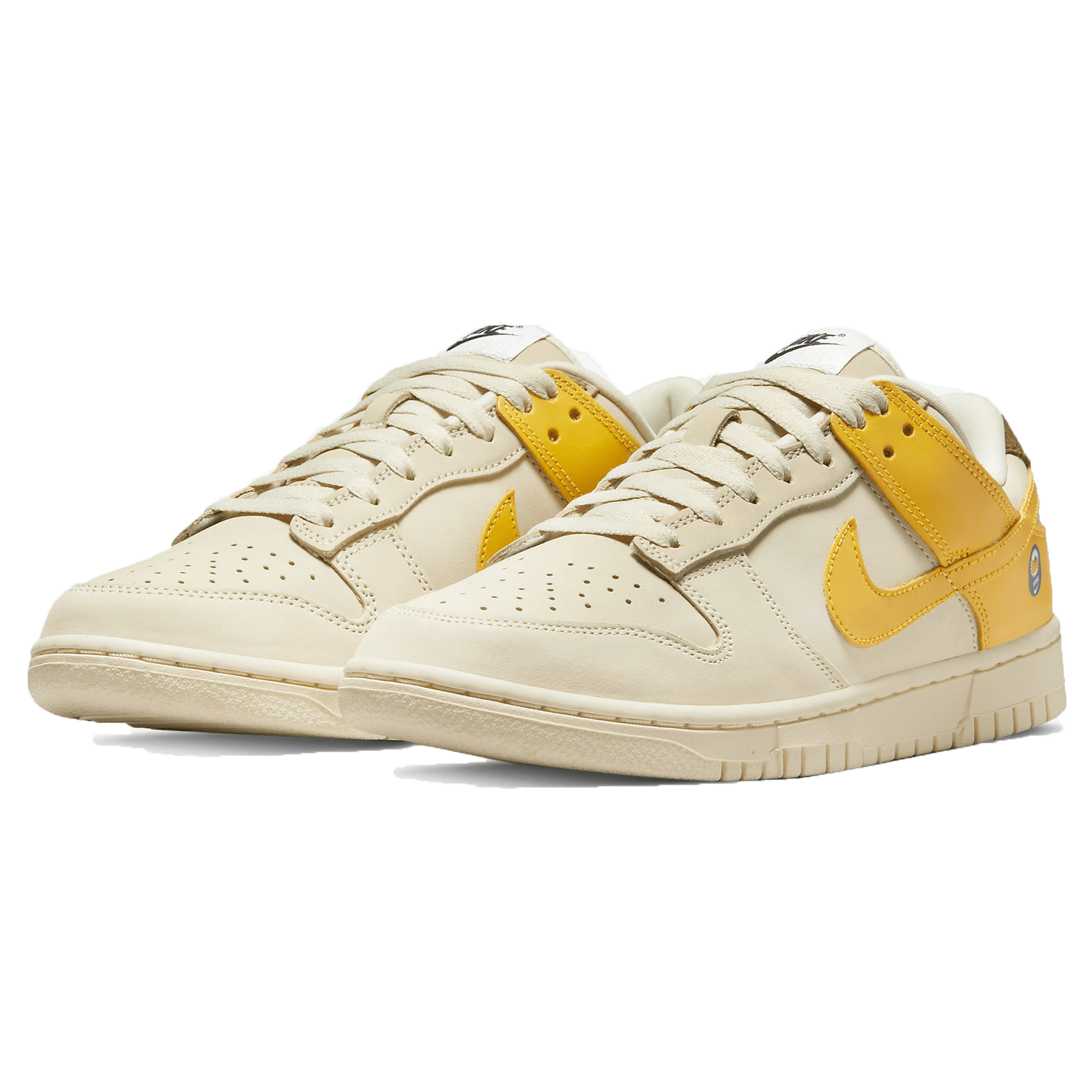 Nike Dunk Low LX Wmns 'Banana' — UK 2.5 | EU 35.5 | US 5 — Side View