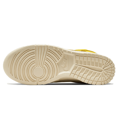 Nike Dunk Low LX Wmns 'Banana' — UK 2.5 | EU 35.5 | US 5 — Top View