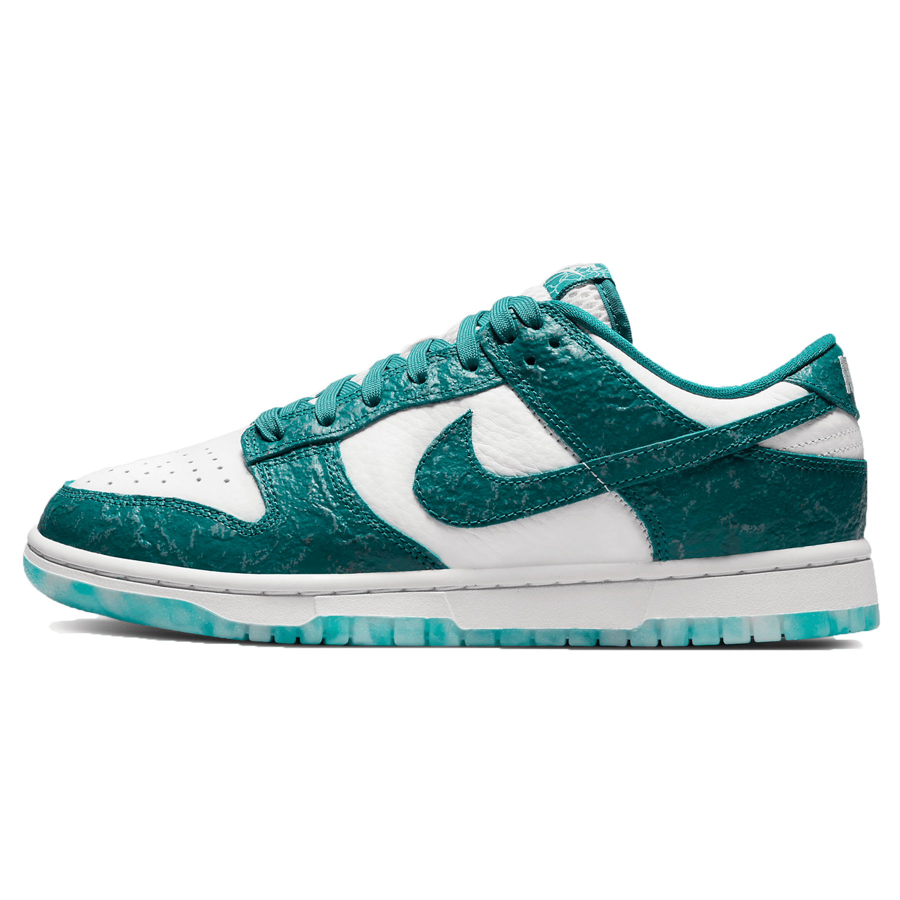 Nike Dunk Low Wmns 'Ocean' — UK 2.5 | EU 35.5 | US 5 — Front View