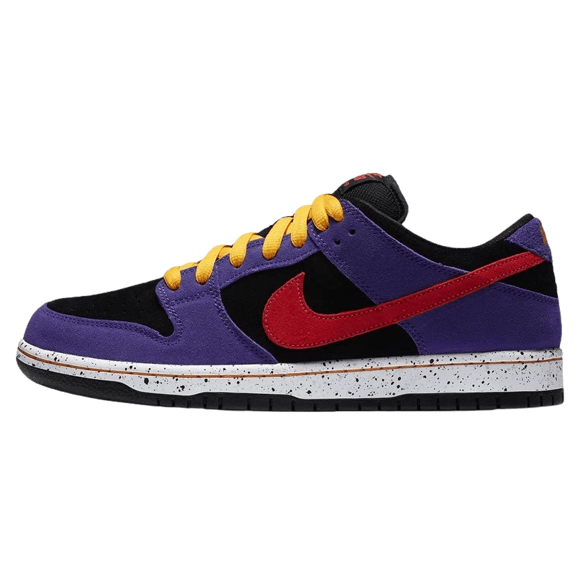 Nike SB Dunk Low ACG Terra — UK 3 | EU 35.5 | US 3.5 — Front View