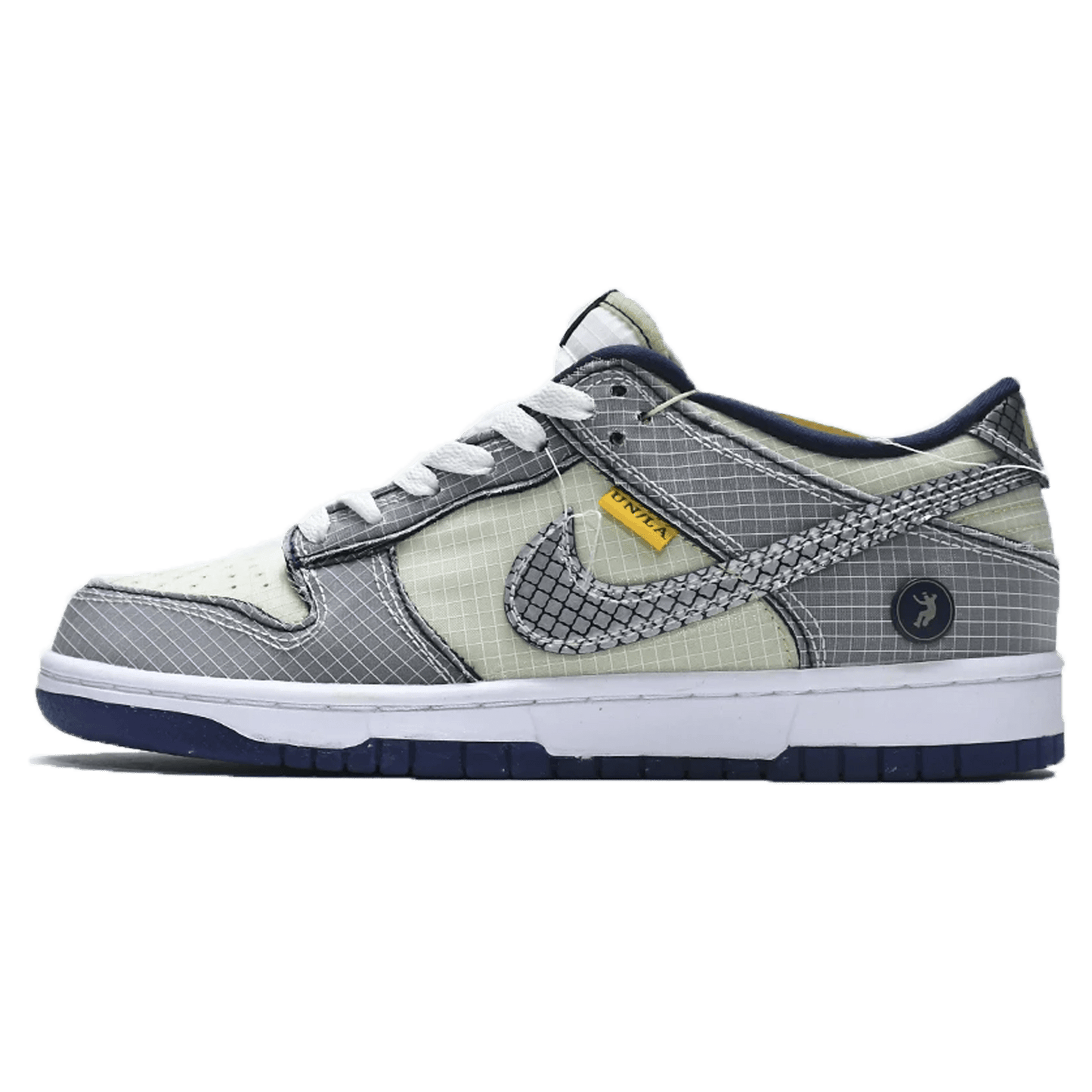 Union LA x Nike Dunk Low 'Passport Pack - Pistachio' — UK 3 | EU 35.5 | US 3.5 — Front View