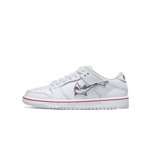 Oski x Dunk Low SB PS 'Great White Shark' — UK 10C | EU 27.5 | US 10.5C — Front View