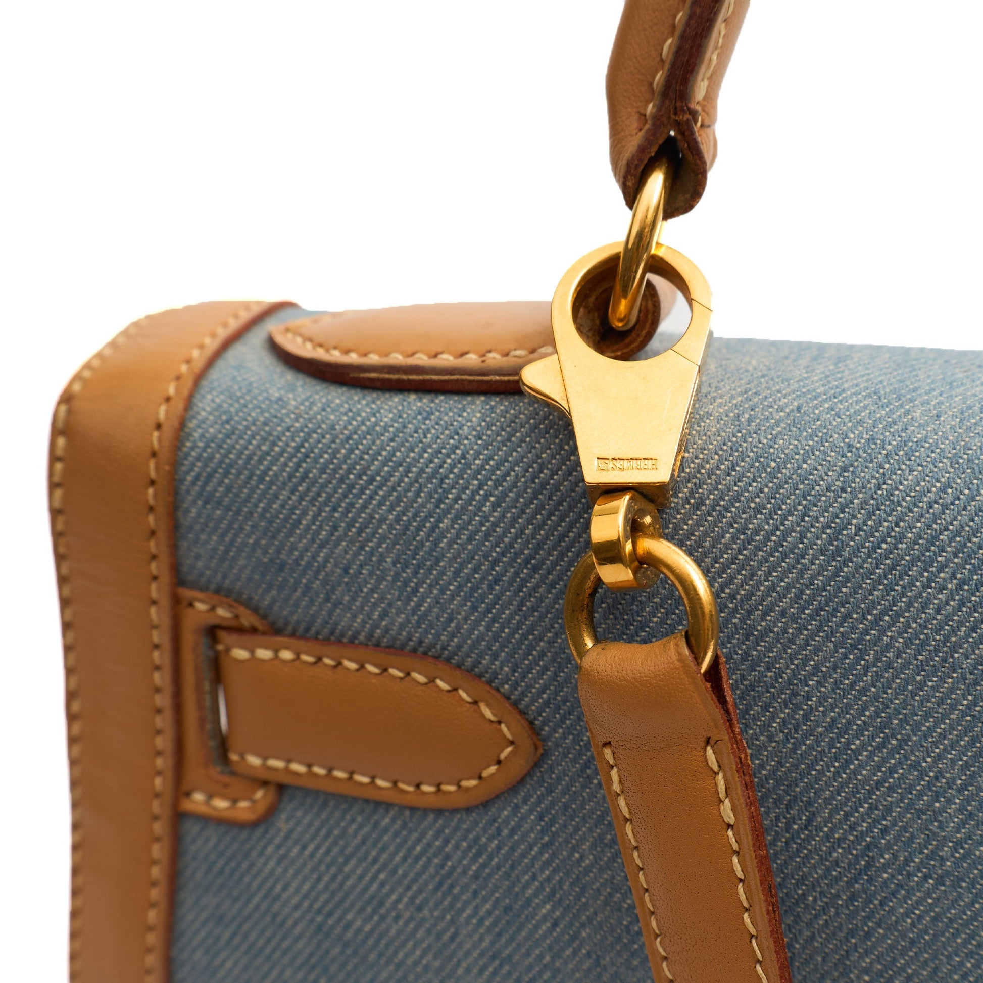 Hermes Kelly 32 in Blue Denim With Vache Naturelle Leather, Gold Hardware — Alternate View 7