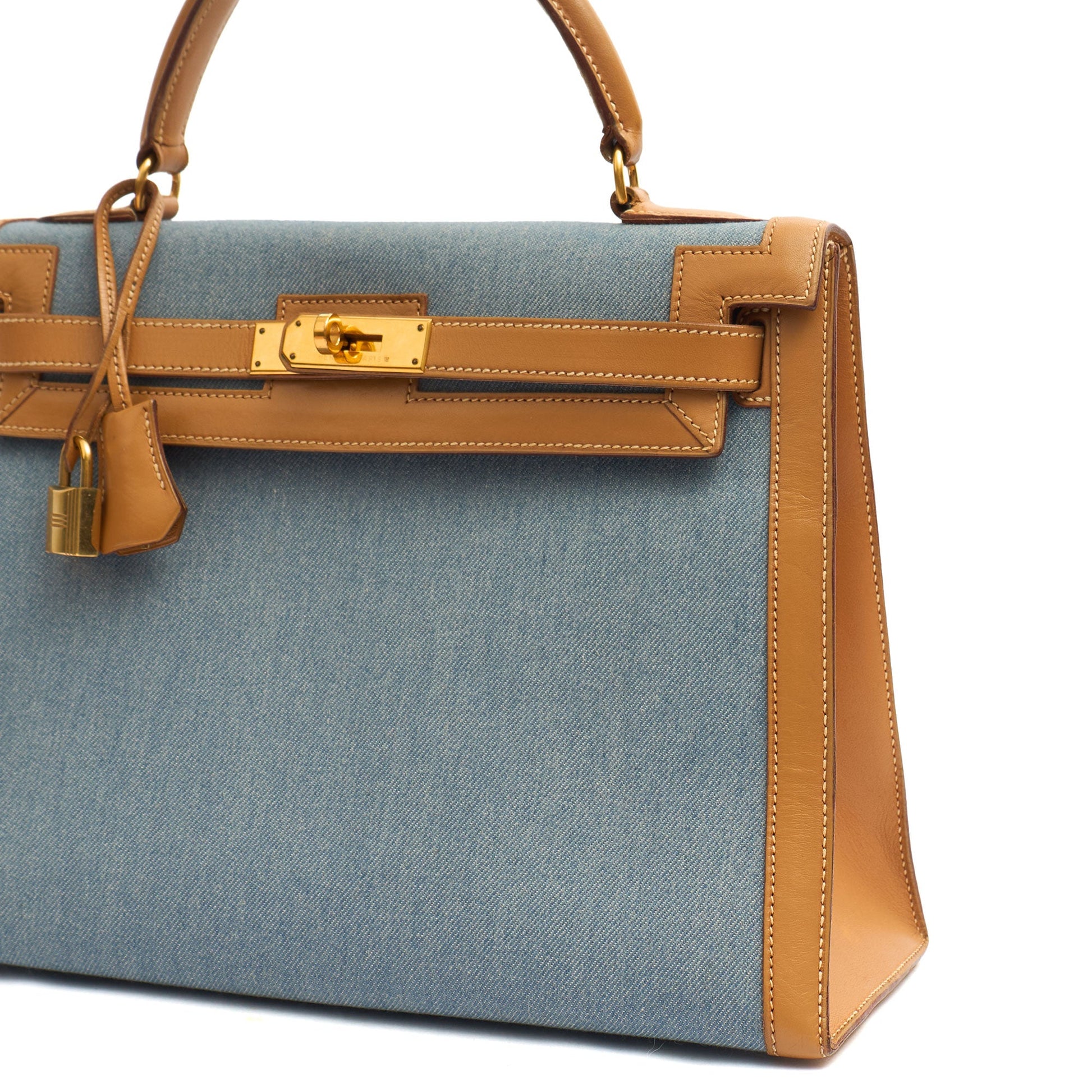 Hermes Kelly 32 in Blue Denim With Vache Naturelle Leather, Gold Hardware — Back View