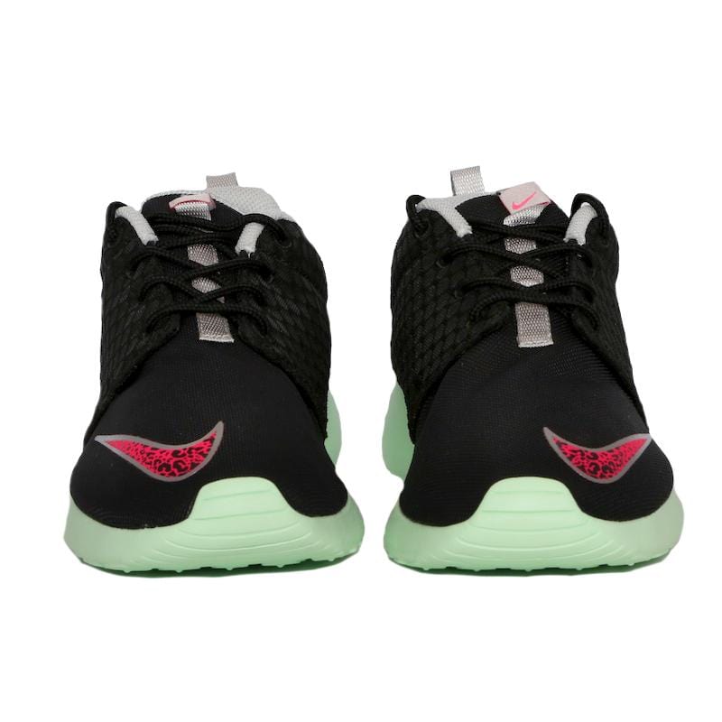 Nike Roshe Run FB Mint Yeezy — UK 3 | EU 35.5 | US 3.5 — Side View