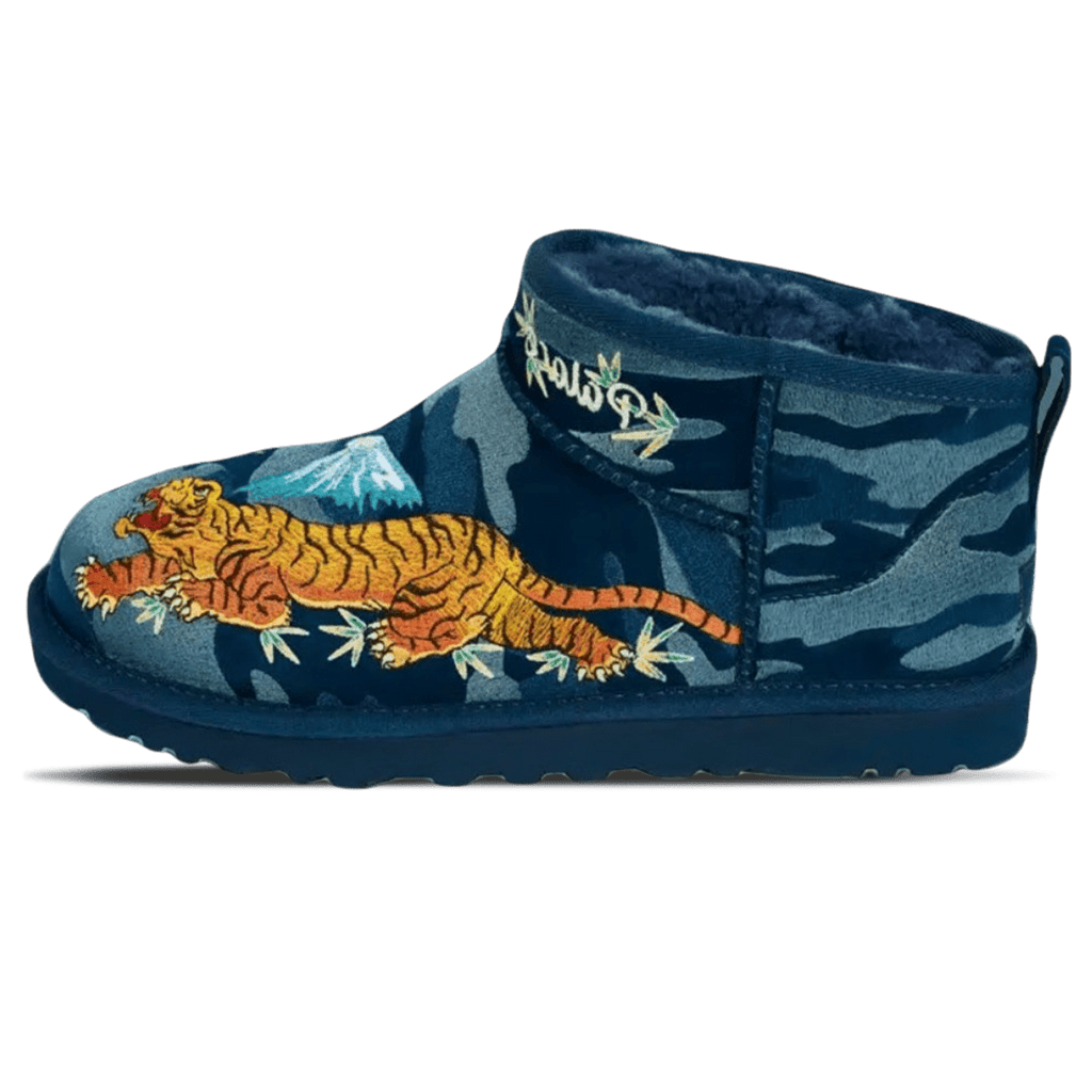 Palace x UGG Mini Boot 'Navy Camo' — UK 1 — Front View