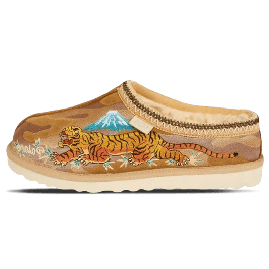 Palace x UGG Tasman Slipper 'Chestnut Camo' — UK 1 — Front View