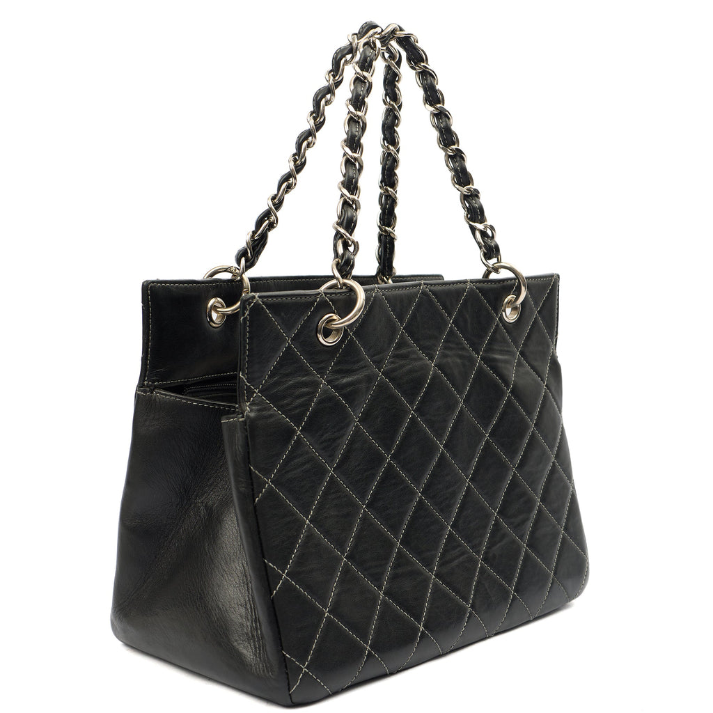 Chanel Tote Tote in Black, Leather — Back View