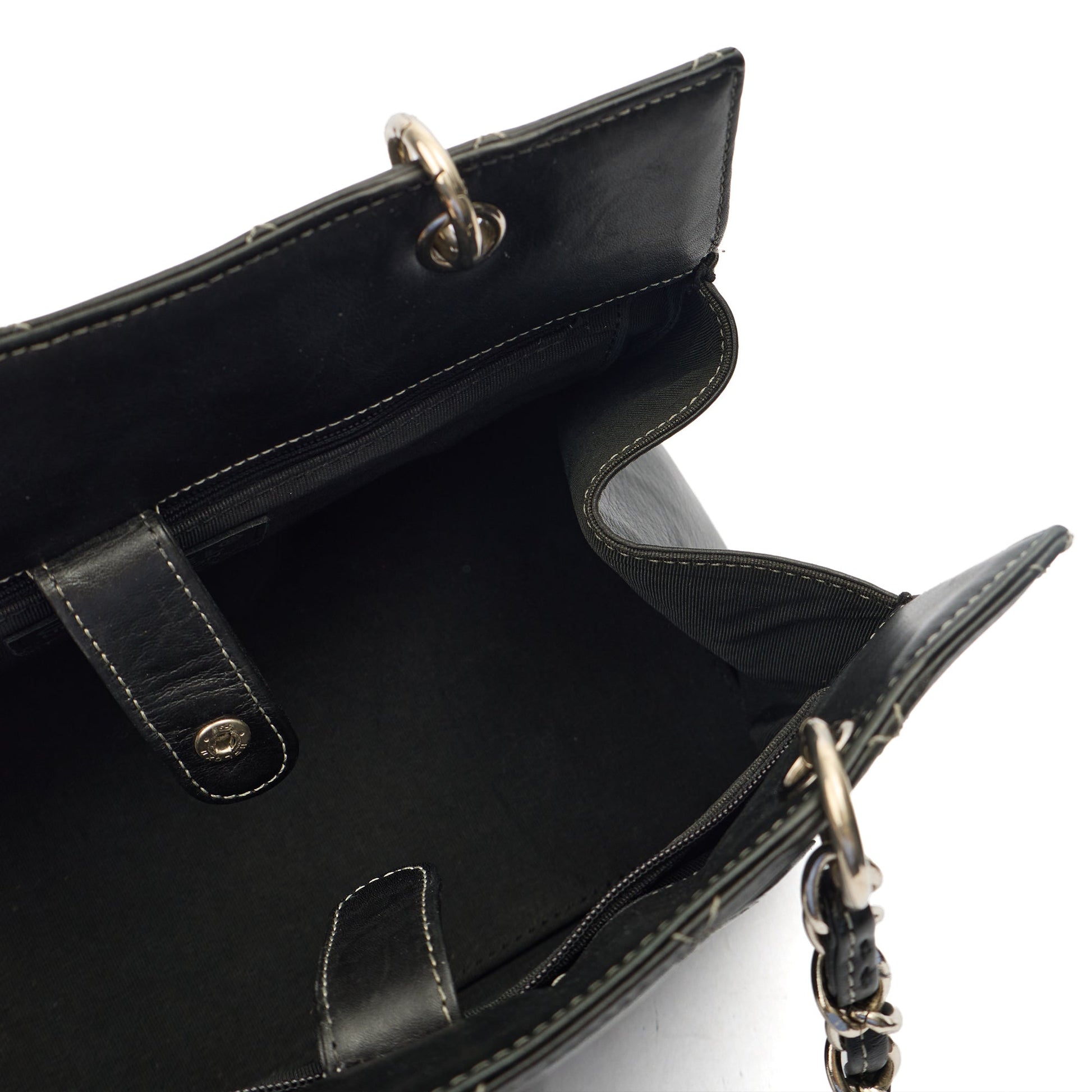 Chanel Tote Tote in Black, Leather — Alternate View 7