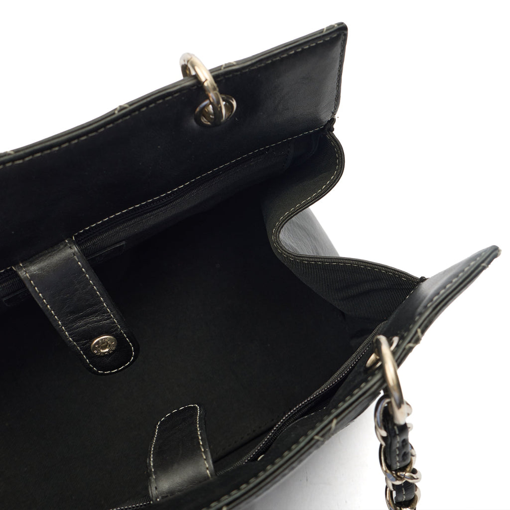 Chanel Tote Tote in Black, Leather — Alternate View 14