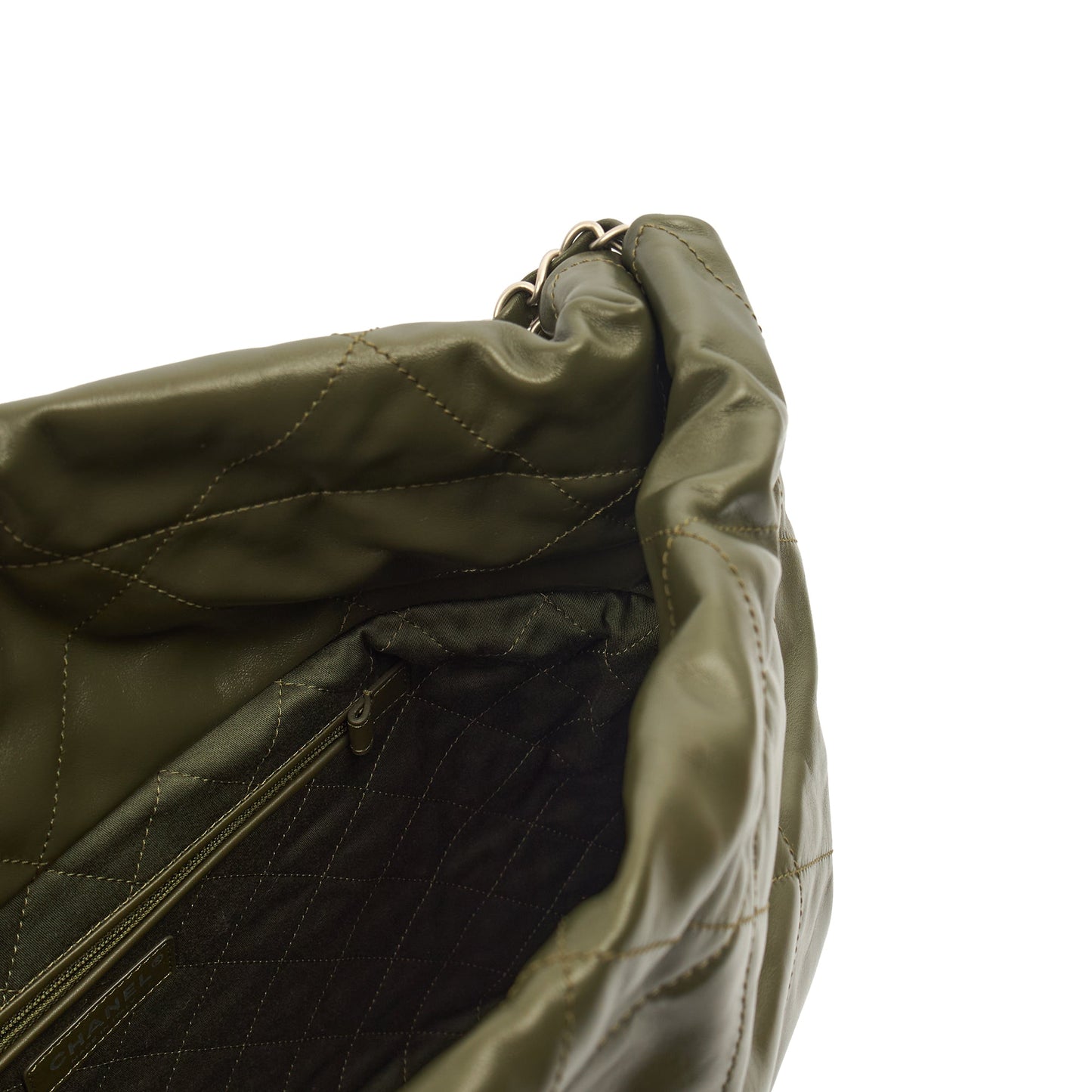 Chanel Shoulder Bag Chanel 22 in Green, Calfskin Leather — Alternate View 10