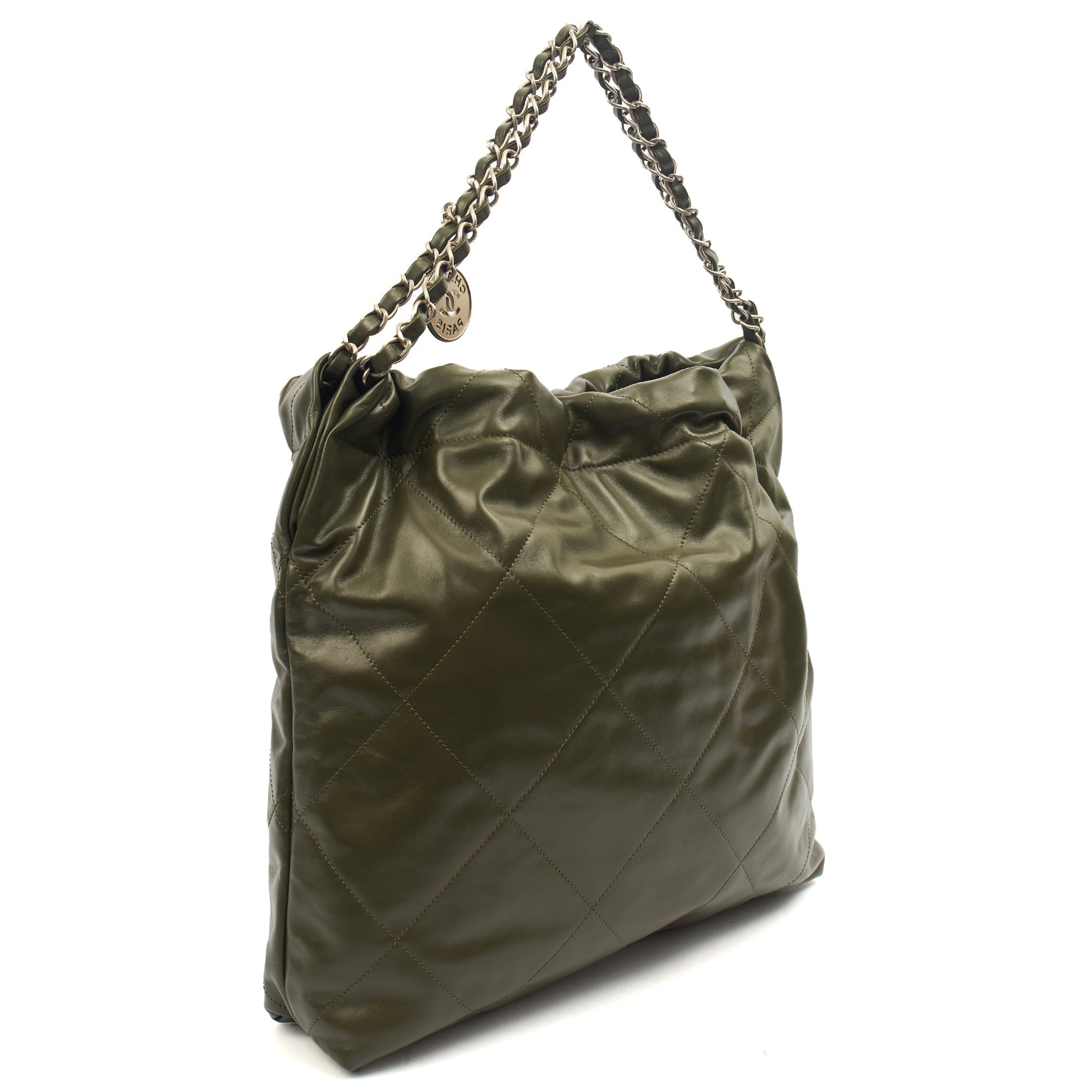 Chanel Shoulder Bag Chanel 22 in Green, Calfskin Leather — Side View