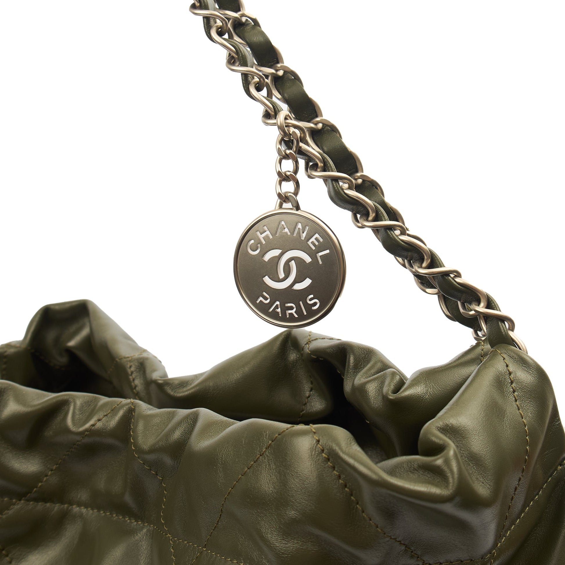 Chanel Shoulder Bag Chanel 22 in Green, Calfskin Leather — Alternate View 16