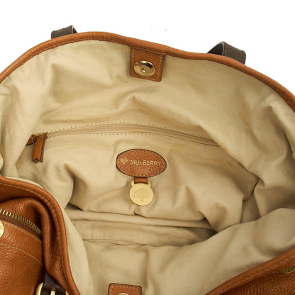 Mulberry Tote Mitzy Tote in Oak, Calfskin Leather — Detail View
