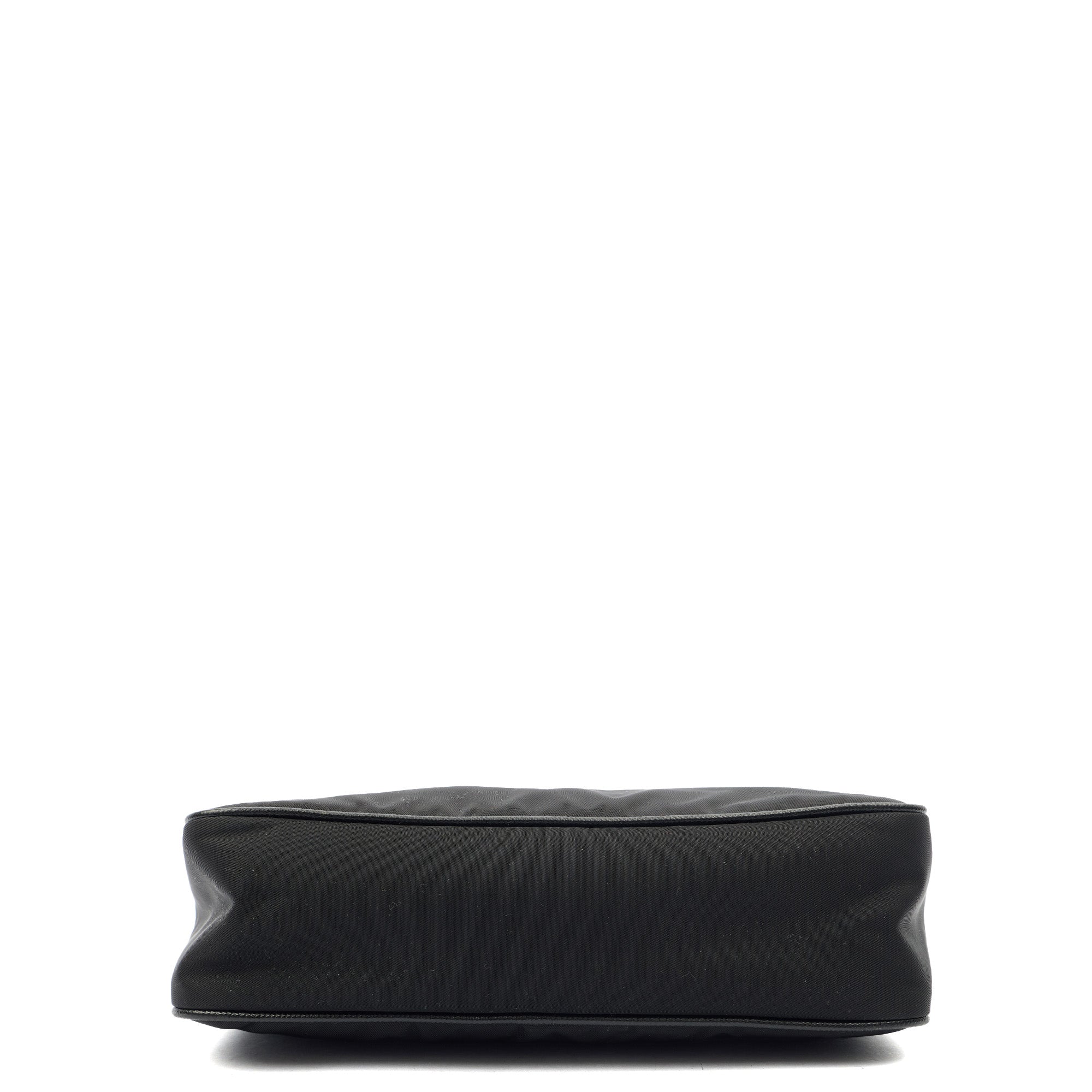 Prada Shoulder Bag Re-Edition 2005 Re-Nylon Bag in Black, Nylon — Detail View