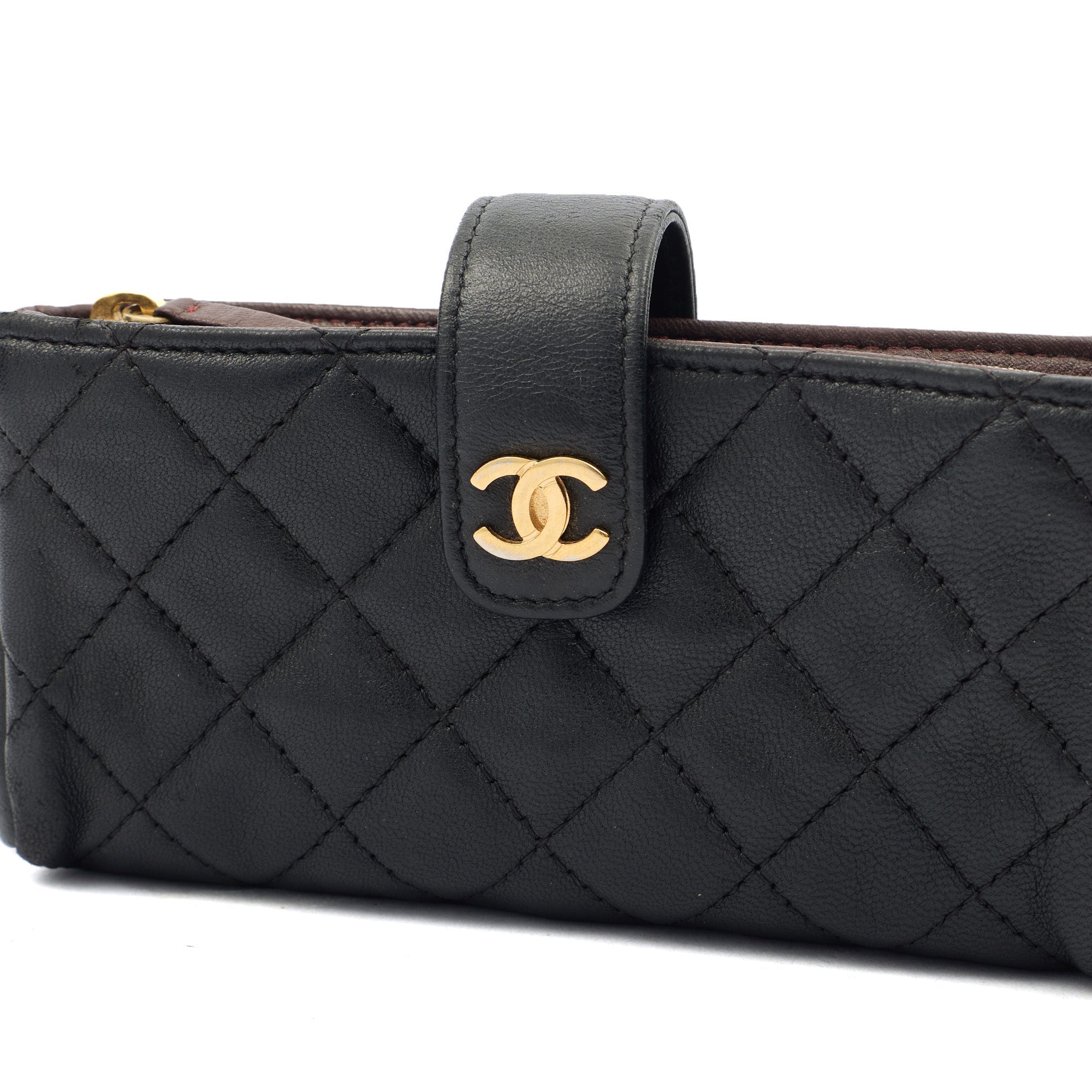 Chanel Purse Quilted CC Cardholder in Black, Lambskin Leather — Alternate View 8